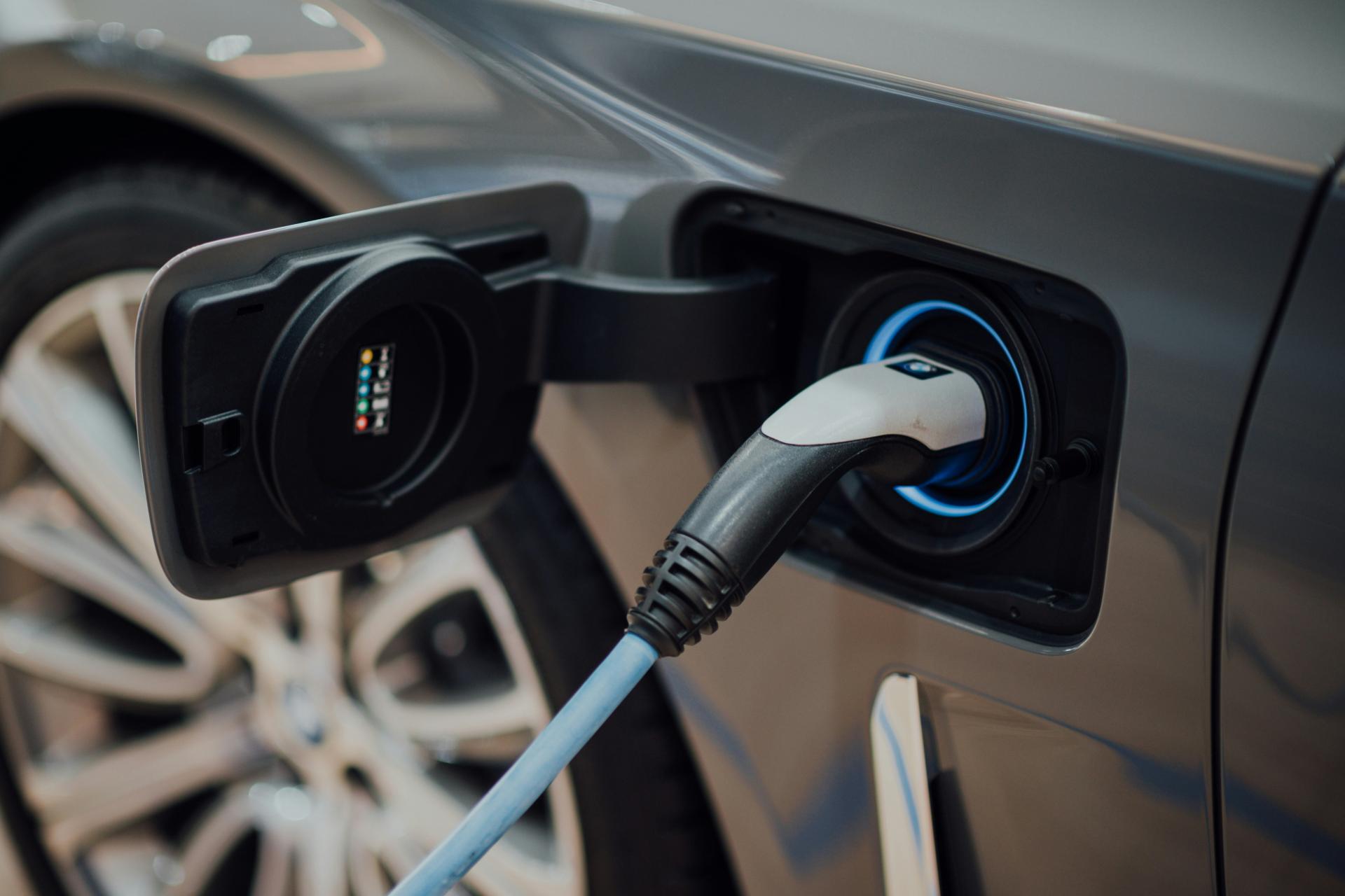 slim tweedehands elektrische auto kopen